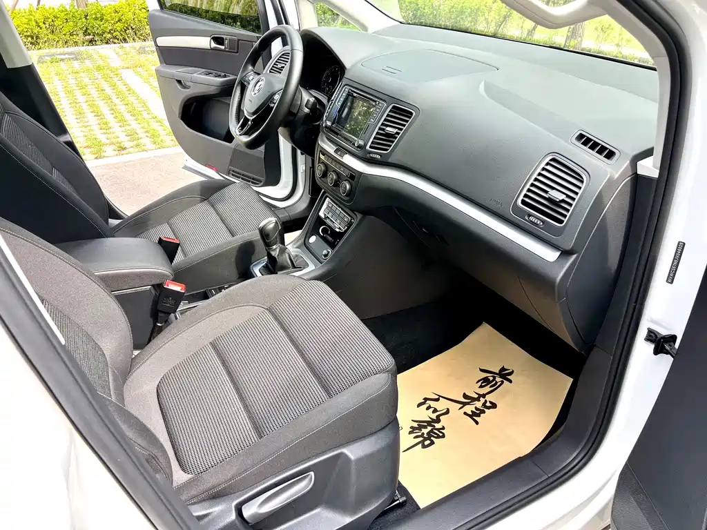 Volkswagen Sharan 2019 — фото 18