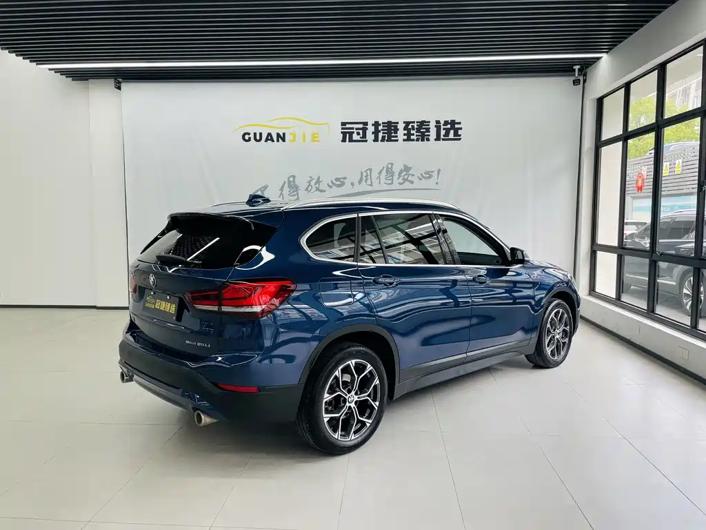 BMW X1 2022 — фото 16