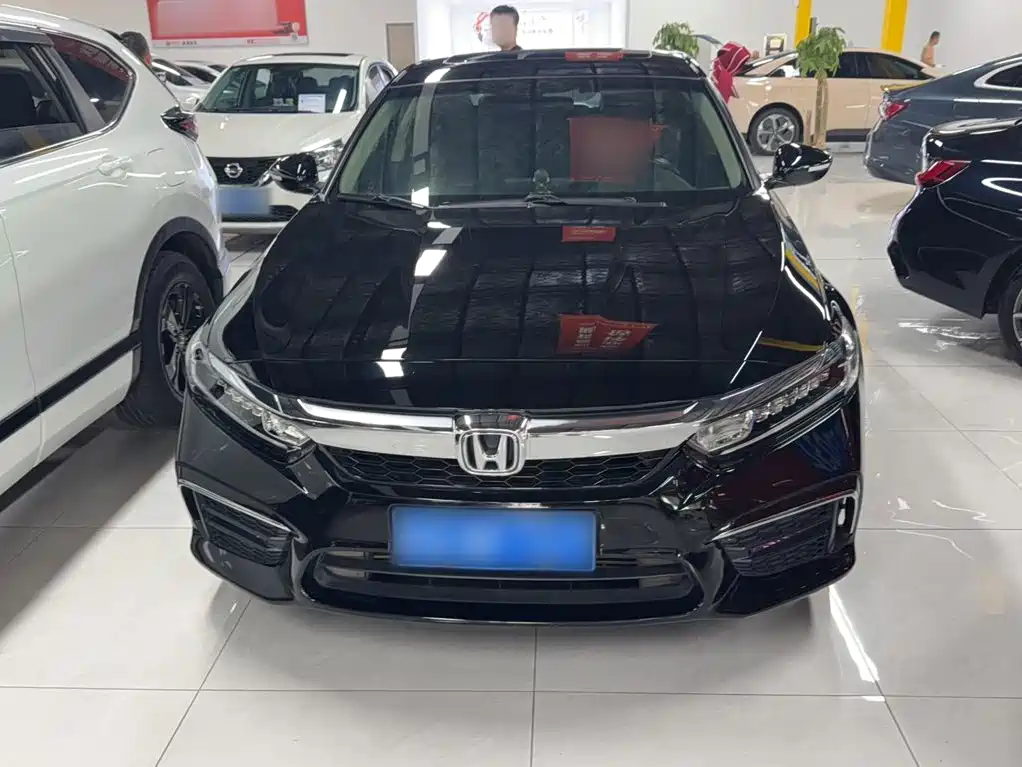 Honda Inspire 2021 — фото 15