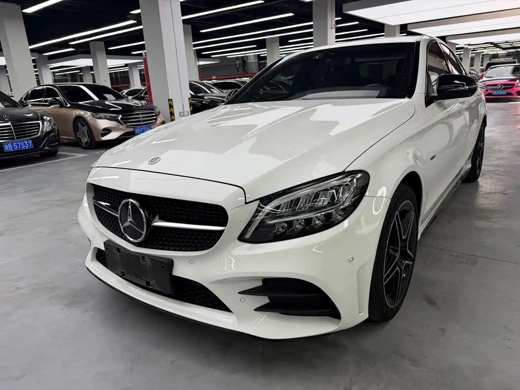 Mercedes-Benz C-Class 2021