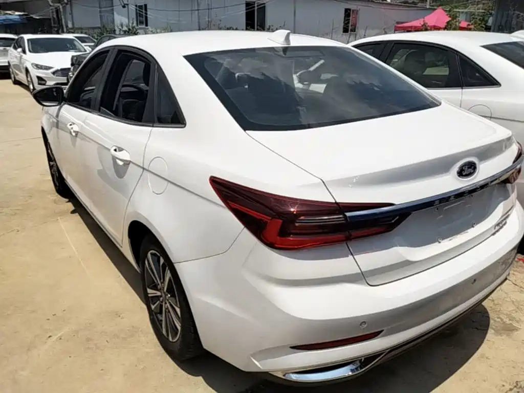 Ford Escort 2022