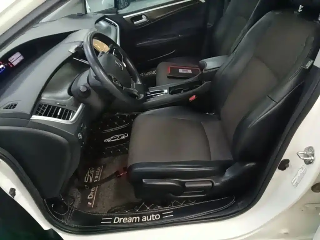 Honda Jade 2019 — фото 15