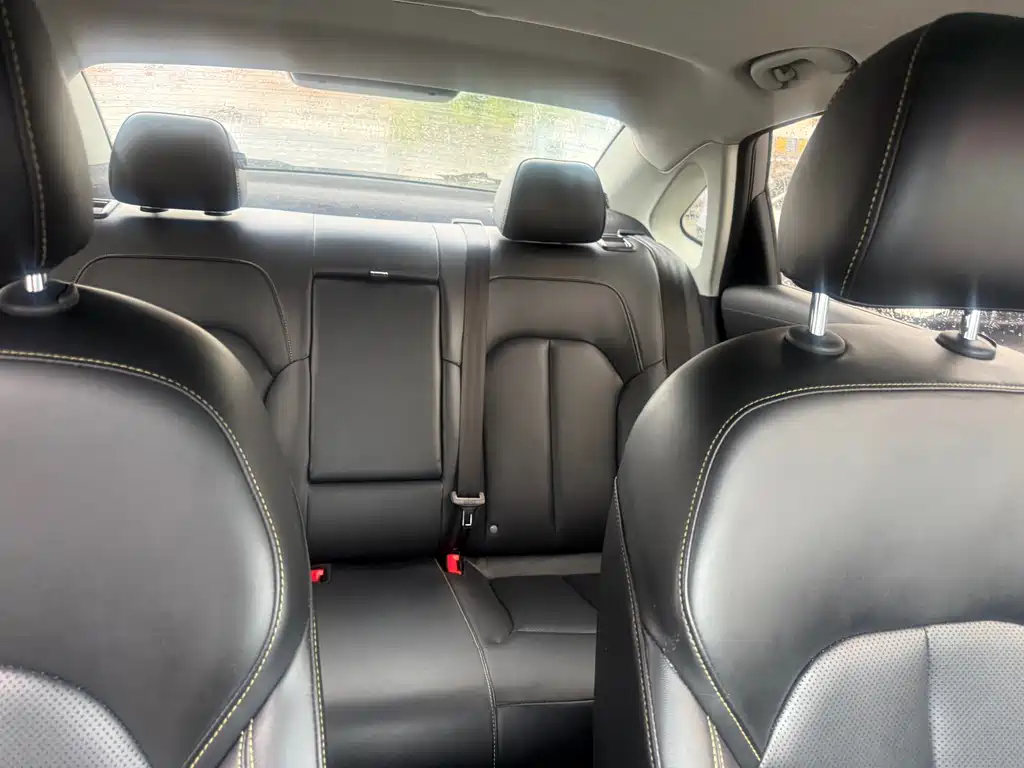 Roewe i6 MAX 2020 — фото 13