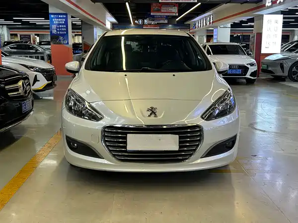 Peugeot 308 2014
