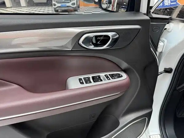 GAC Trumpchi M6 2022