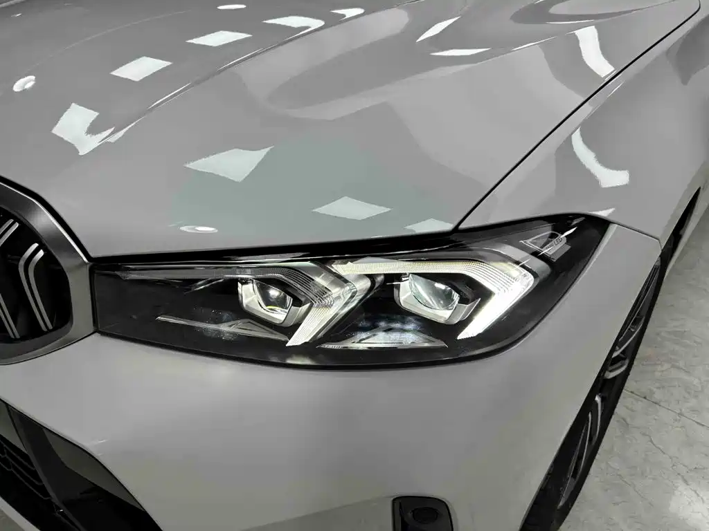 BMW 3 Series 2023 — фото 18