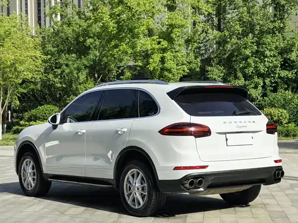 Porsche Cayenne 2015