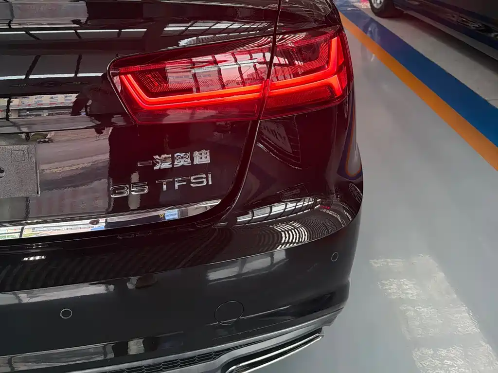 Audi A6L 2018 — фото 19