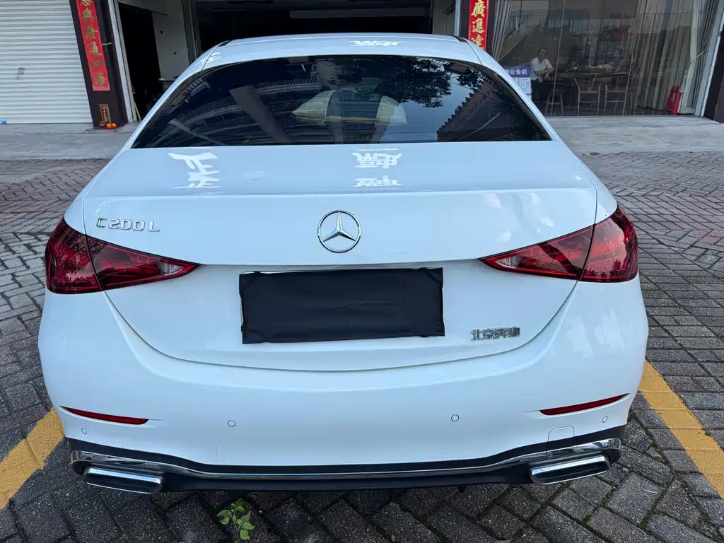 Mercedes-Benz C-Class 2023 — фото 5