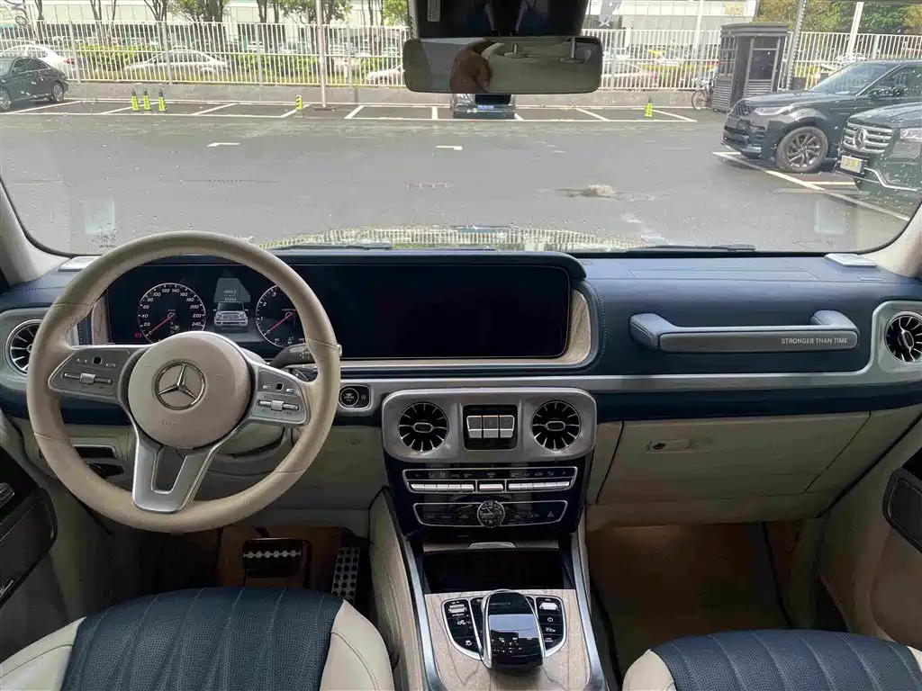 Mercedes-Benz G-Class 2019 — фото 11