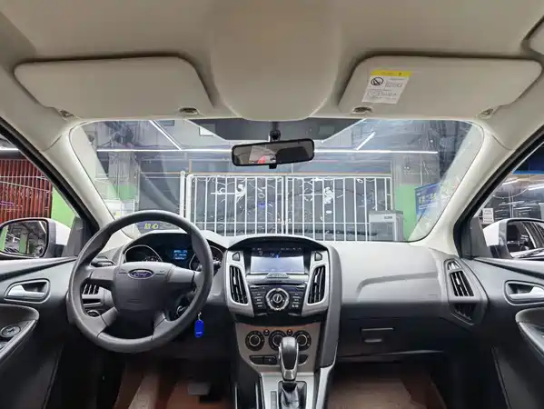 Ford Focus 2014