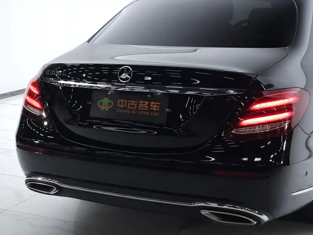 Mercedes-Benz E-Class 2020 — фото 24