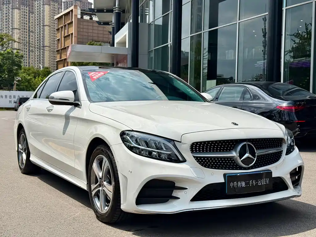 Mercedes-Benz C-Class 2021