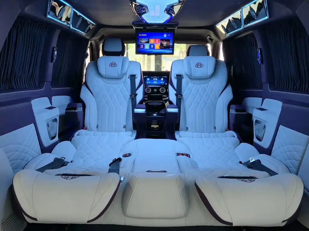 Mercedes-Benz Vito 2022 — фото 13