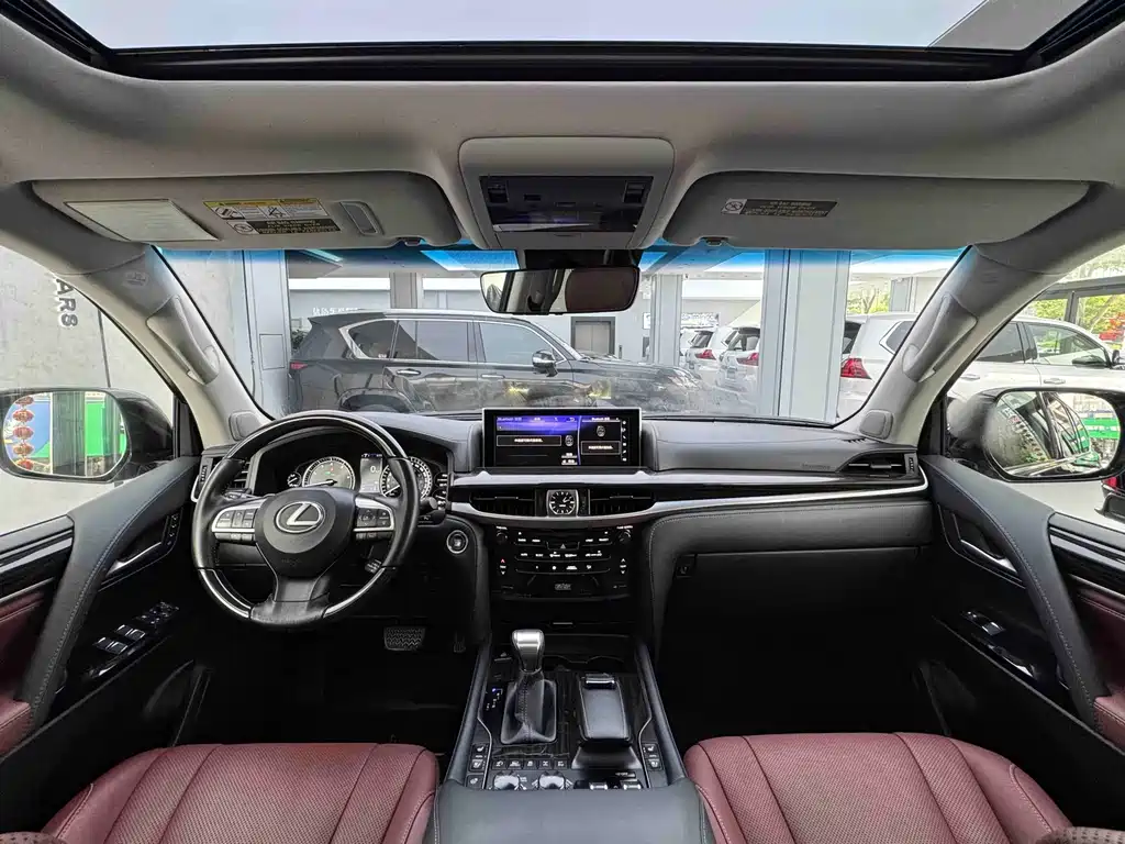 Lexus LX 2021 — фото 13