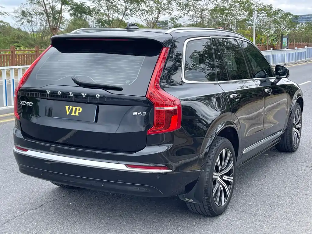 Volvo XC90 2022 — фото 6