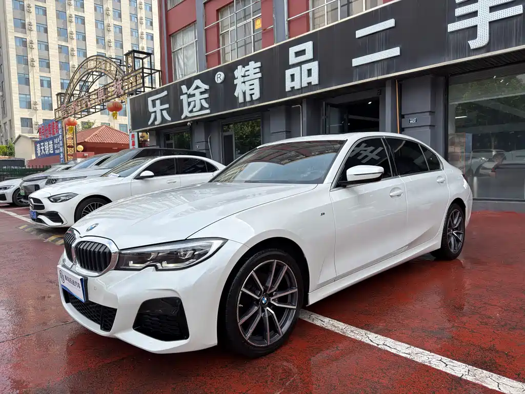 BMW 3 Series 2022