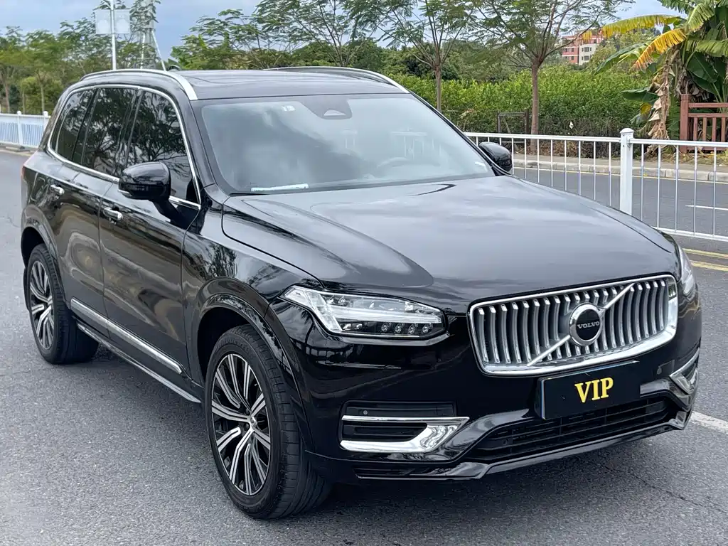 Volvo XC90 2022 — фото 3