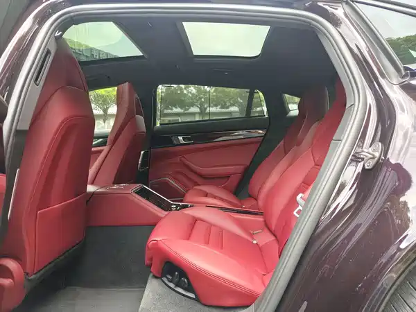 Porsche Panamera 2022