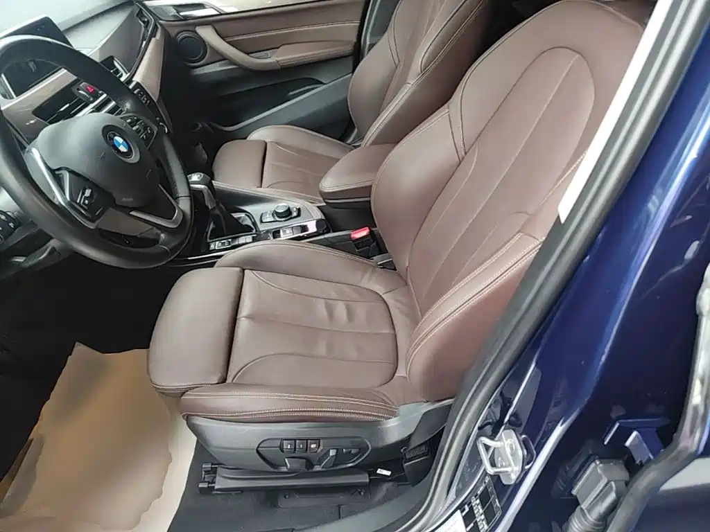 BMW X1 2019 — фото 15