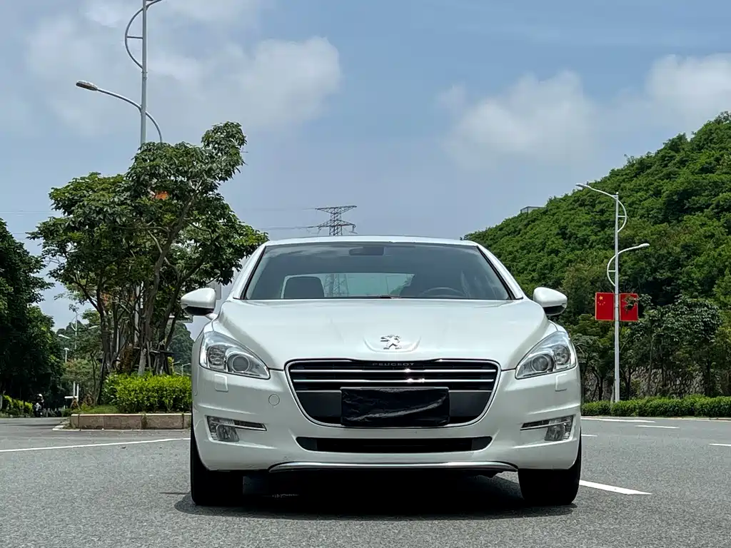 Peugeot 508 2013 — фото 2
