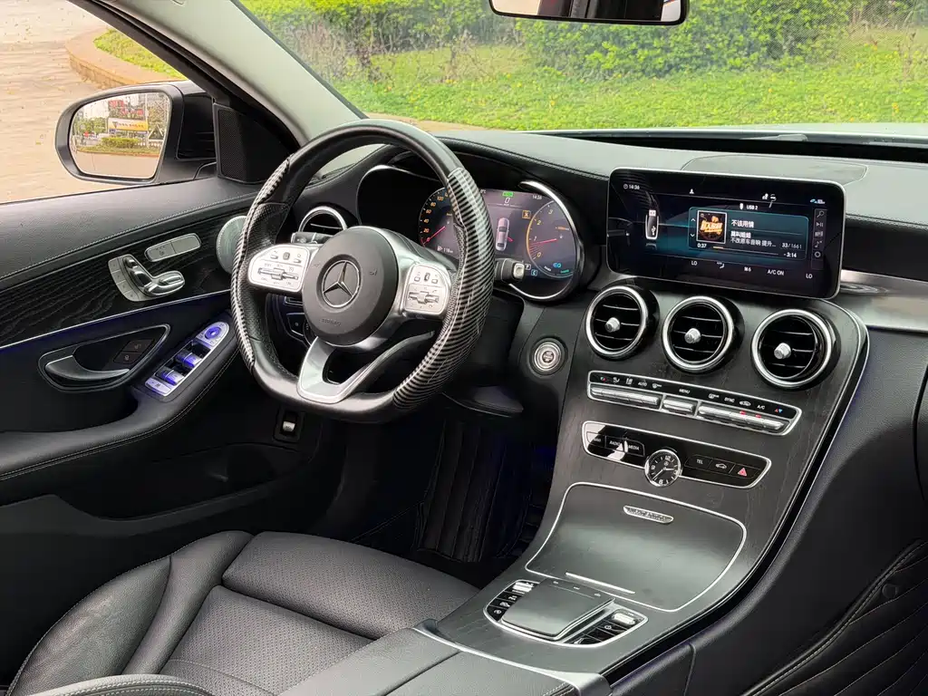 Mercedes-Benz C-Class 2022 — фото 9