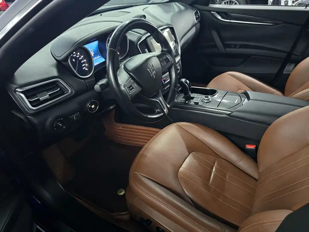 Maserati Ghibli 2018 — фото 6