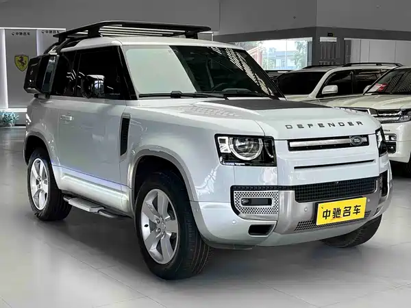 Land Rover Defender 2022