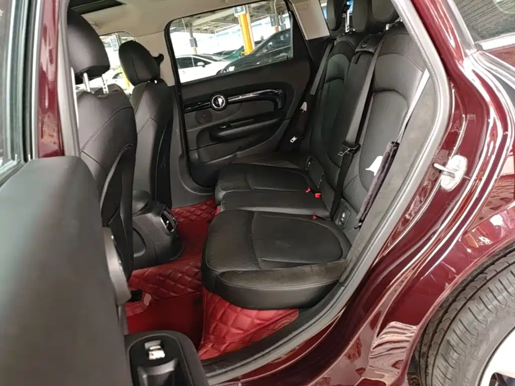 MINI Clubman 2016 — фото 17