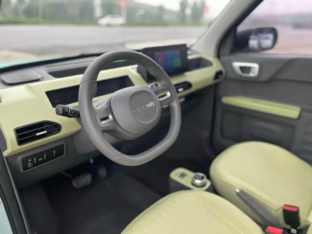 Geely Galaxy Panda 2023 — фото 17