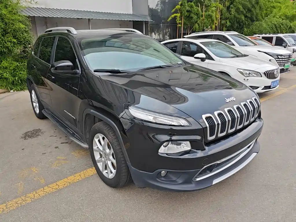 Jeep Cherokee 2018 — фото 4