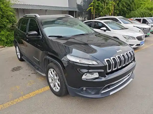 Jeep Cherokee 2018