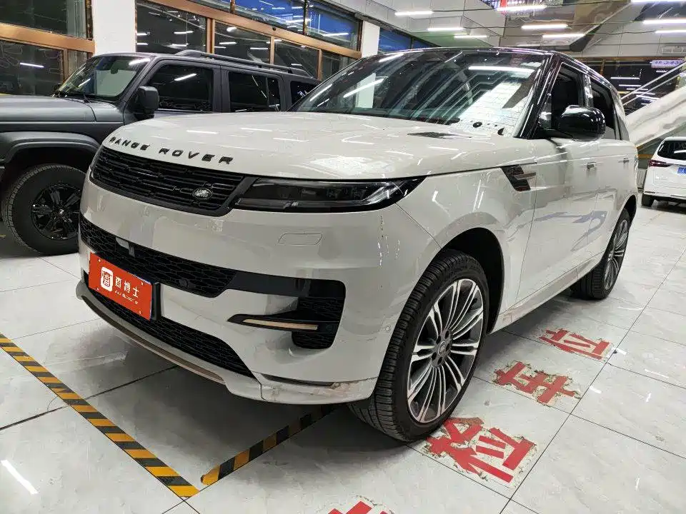 Land Rover Sport 2023 — фото 1