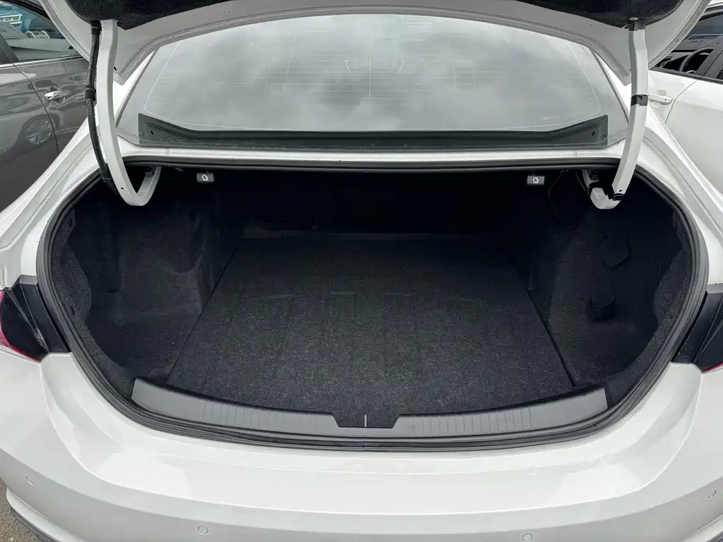Chevrolet Malibu XL 2019 — фото 13