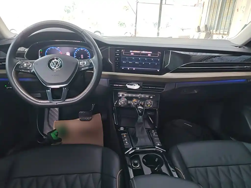 Volkswagen Passat 2019 — фото 10