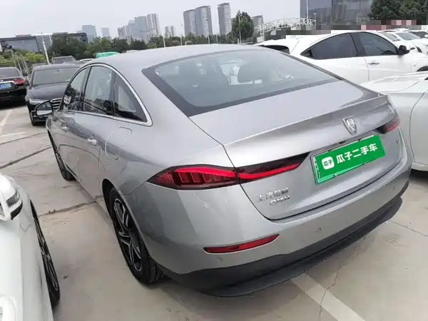 Roewe D7 2025