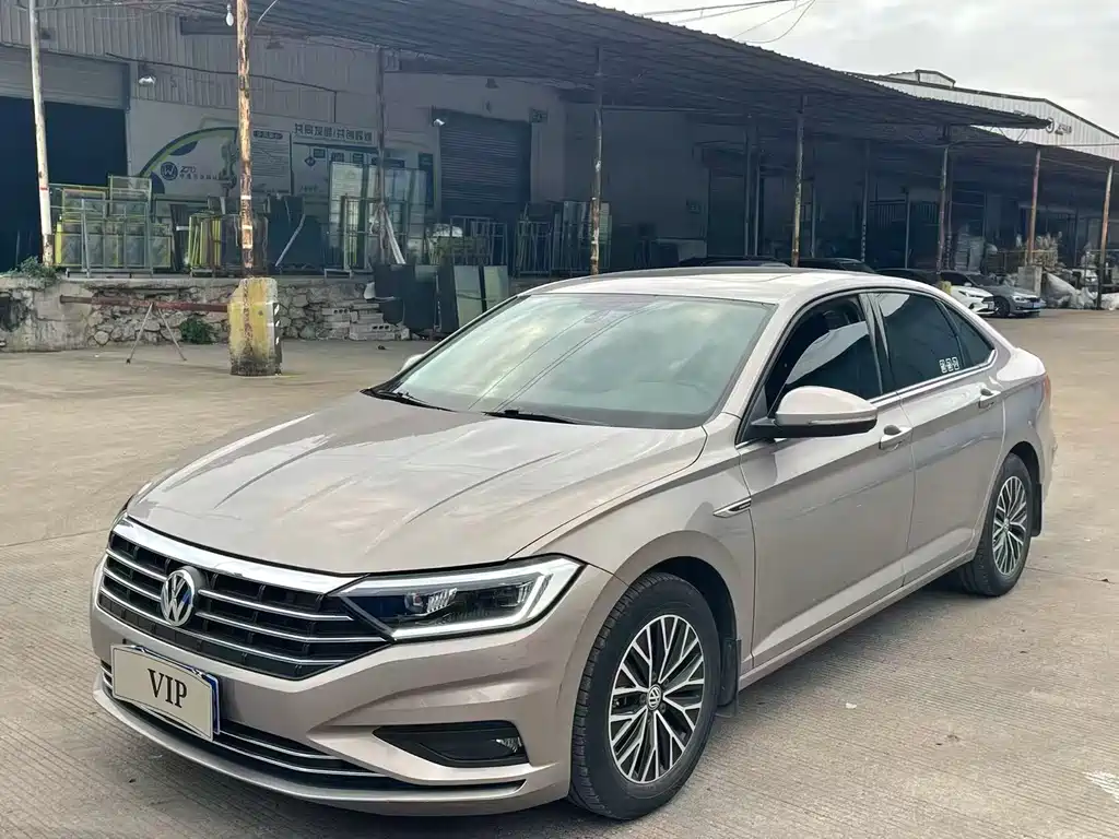 Volkswagen Sagitar 2020