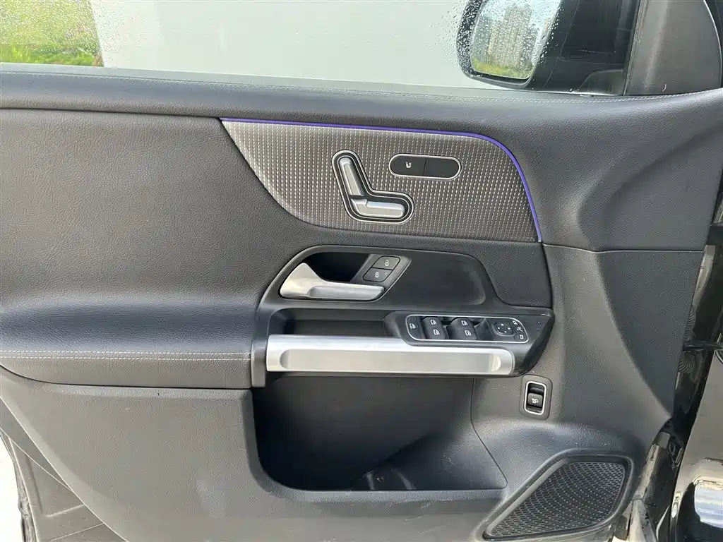 Mercedes-Benz GLB 2021 — фото 13