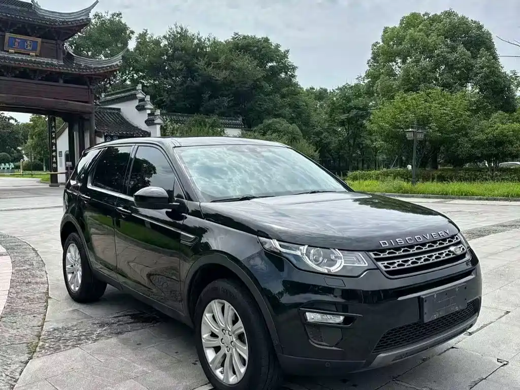 Land Rover Discovery Sport 2019 — фото 1