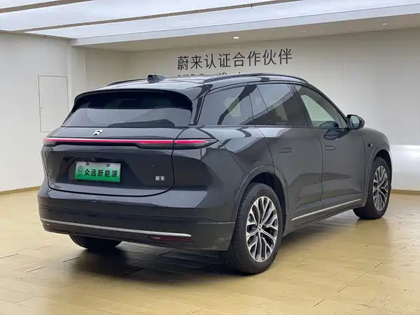 NIO ES6 2025