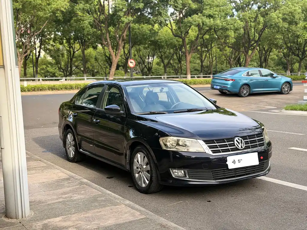 Volkswagen Lavida 2013