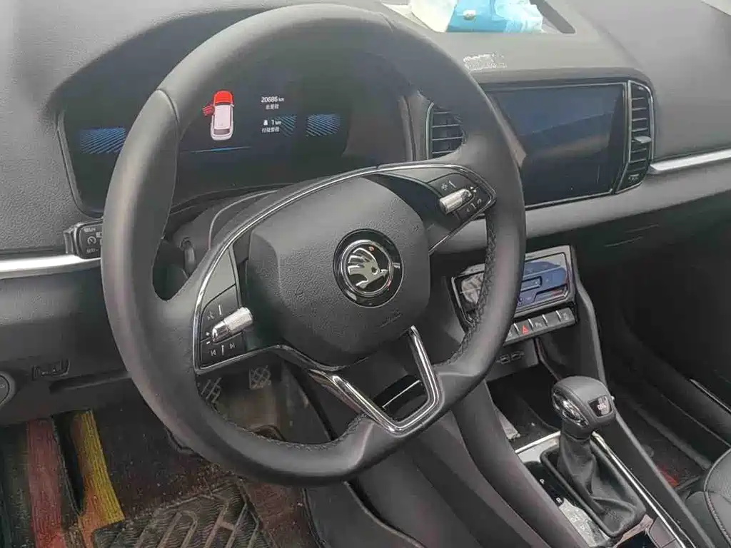 Skoda Karoq 2023 — фото 3