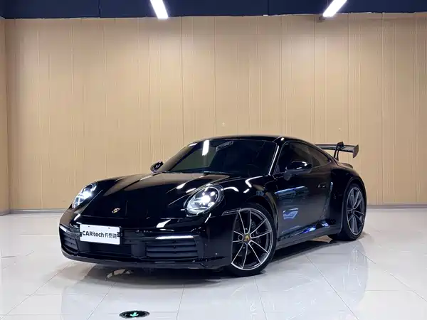Porsche 911 2021