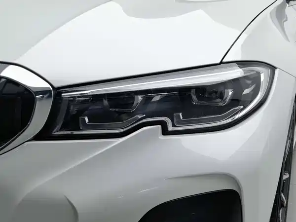 BMW 3 Series 2022