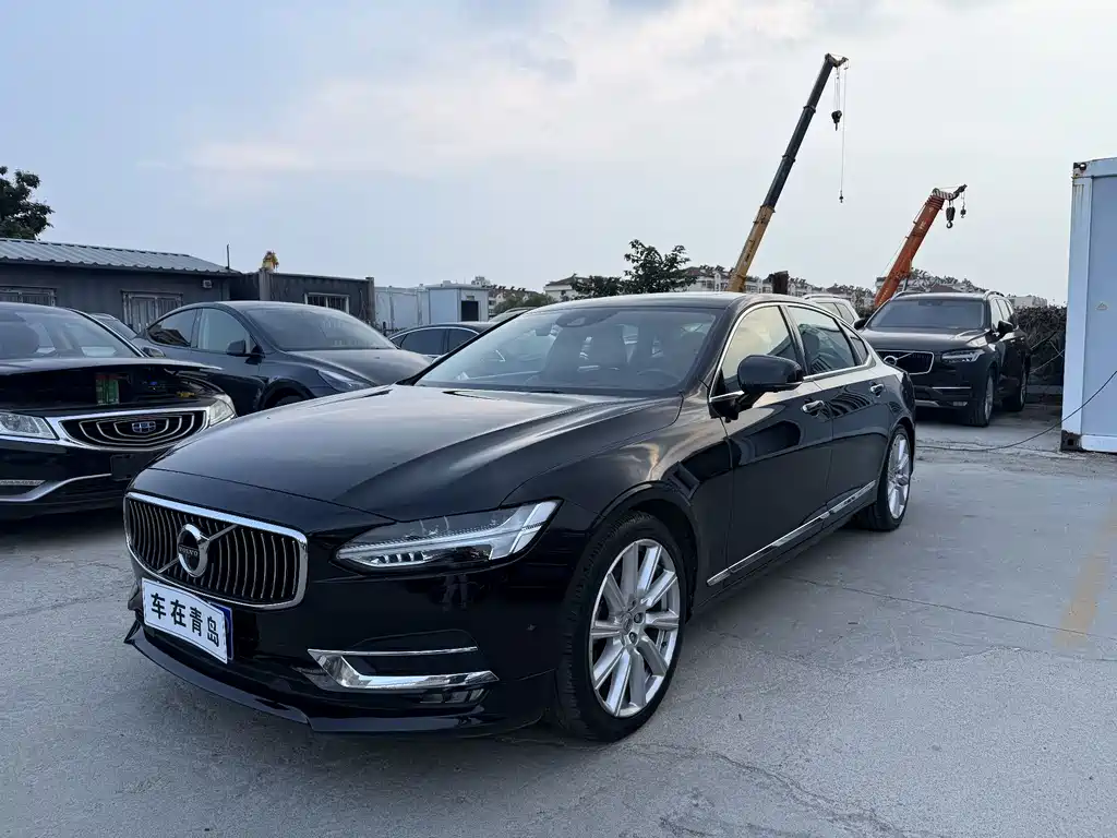 Volvo S90 2018 — фото 1