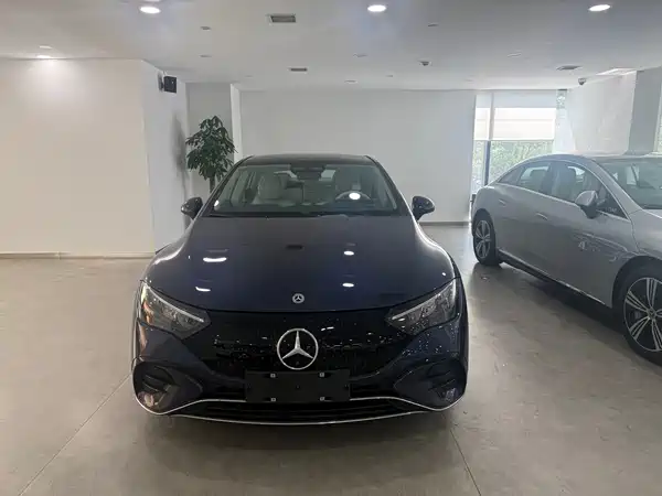 Mercedes-Benz EQE 2025