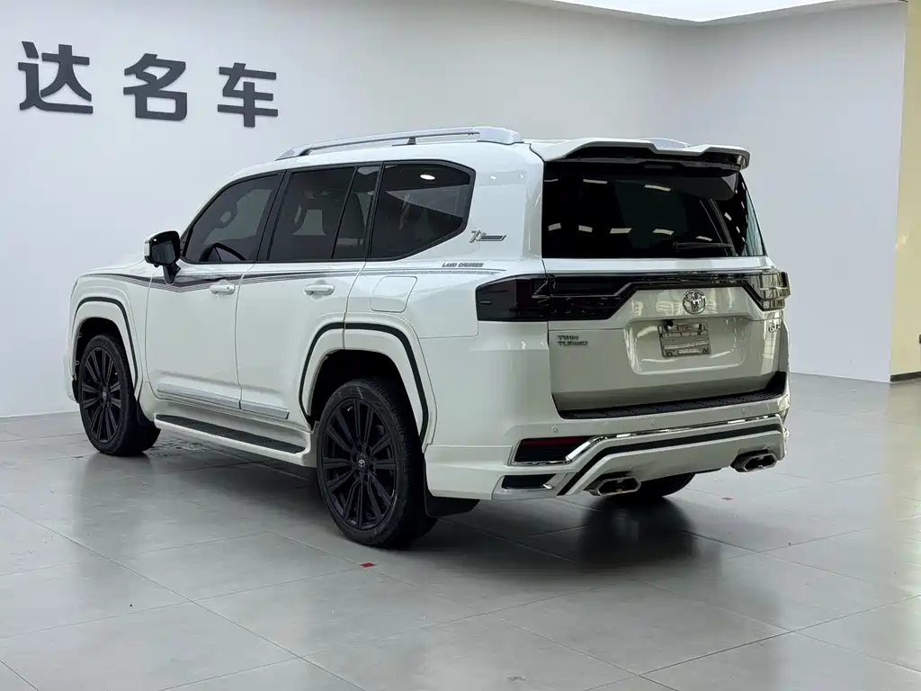 Toyota Land Cruiser 2024 — фото 19