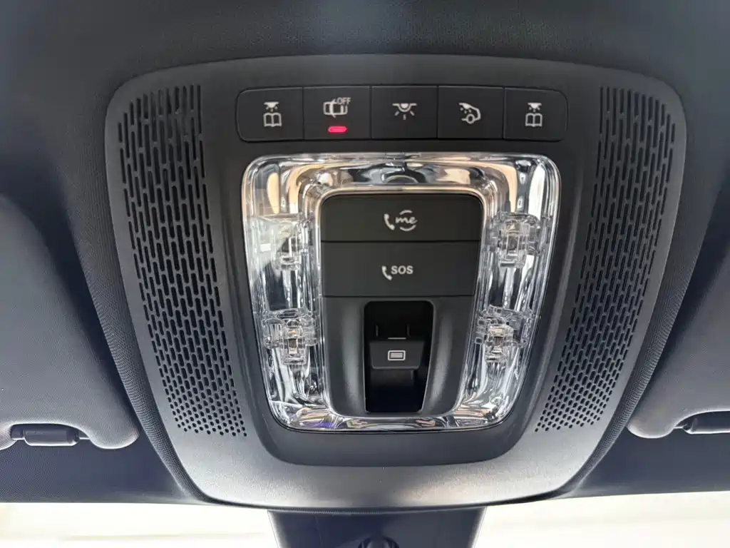Mercedes-Benz A-Class 2022 — фото 17