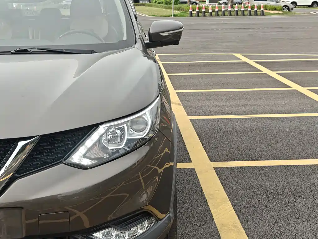 Nissan Qashqai 2017 — фото 12