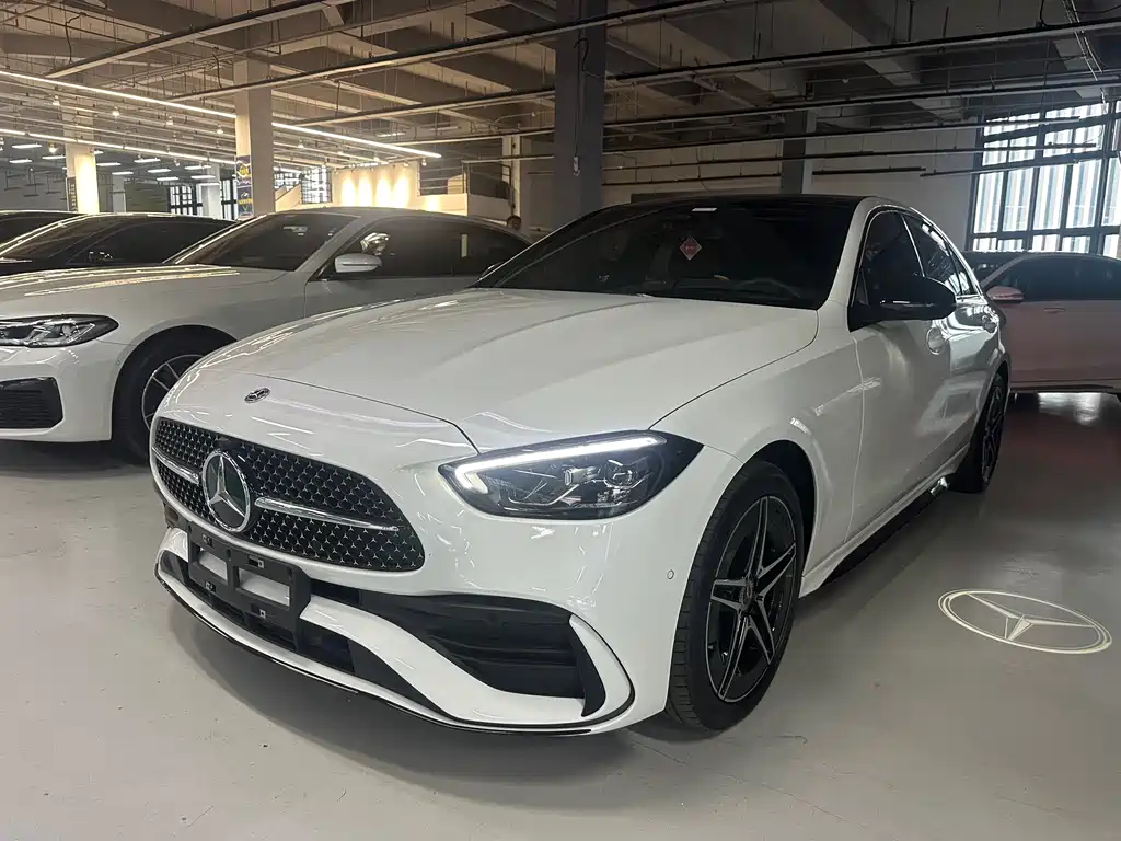 Mercedes-Benz C-Class 2023 — фото 1